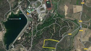 Land for sale in Vila Flor, Portugal — €95,000