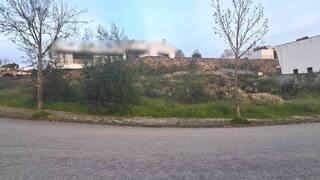 Terreno de 944 m² em Viseu