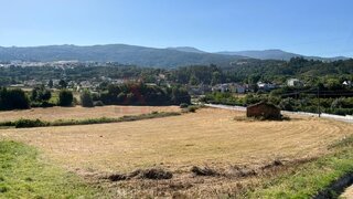 Land for sale in Seia, Portugal — €67,500