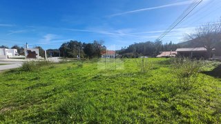 Land for sale in Oliveira de Frades, Portugal — €135,000