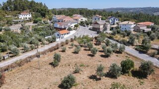Terreno de 3000 m² em Viseu