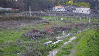 Land for sale in Monção, Portugal — €25,000