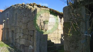 Land for sale in Carrazeda de Ansiães, Portugal — €30,000