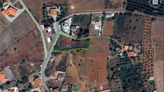 Terreno de 2349 m² em Bragança
