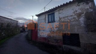 Land for sale in Valença, Portugal — €35,000