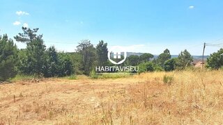 Terreno de 1700 m² em Viseu
