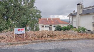 Land for sale in Santa Comba Dão, Portugal — €35,000