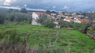 Land for sale in Celorico da Beira, Portugal — €23,000