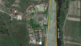 Land for sale in Chaves, Portugal — €130,000