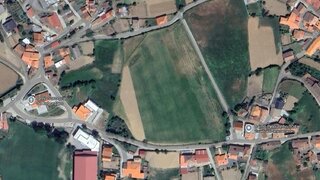 Terreno de 28 800 m² em Bragança