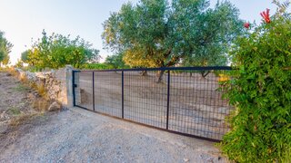 Land for sale in Mêda, Portugal — €75,000