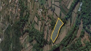 Land for sale in Arcos de Valdevez, Portugal — €60,000