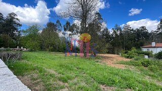 Land for sale in Sátão, Portugal — €100,000