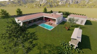 Land for sale in Arcos de Valdevez, Portugal — €65,000