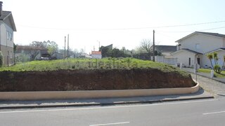 Land for sale in Valença, Portugal — €37,500