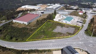 Land for sale in Vouzela, Portugal — €400,000