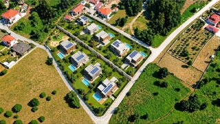 Terreno em Viseu · 10 250 m² · 350 000 €