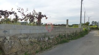 Terreno · 2300 m² · 75 000 €