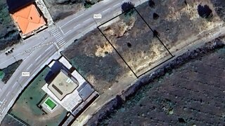 Terreno de 773 m² em Bragança