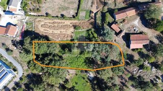 Terreno para venda em Vouzela, Portugal — 33 000 €