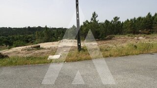 Terreno de 2002 m² em Viseu