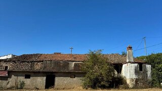 Land for sale in Armamar, Portugal — €40,000