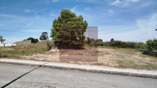 Land for sale in Mangualde, Portugal — €48,000