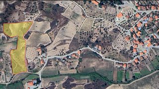 Land for sale in Vila Flor, Portugal — €15,000