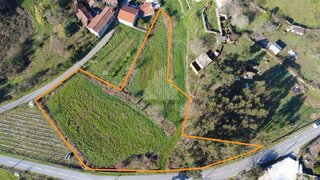Land for sale in Vouzela, Portugal — €39,000