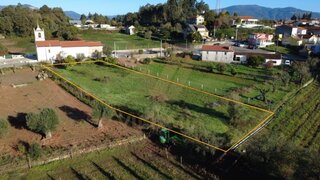 Terreno · 2054 m² · 142 000 €