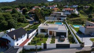 Terreno · 1350 m² · 95 000 €
