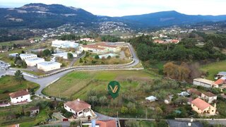 Terreno para venda em Ponte de Lima, Portugal — 77 000 €
