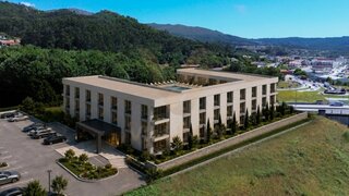 Terreno em Vila Nova de Cerveira · 4287 m² · 370 000 €