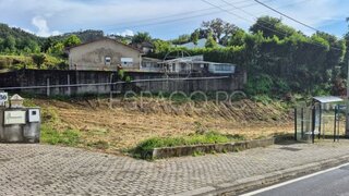 Terreno em Santo Tirso · 1748 m² · 35 000 €