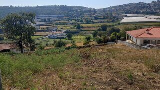 Land for sale in Guimarães, Portugal — €72,500