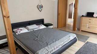 slider-img