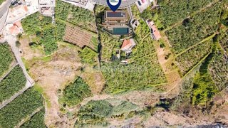 Land for sale in Ribeira Brava, Portugal — €395,000