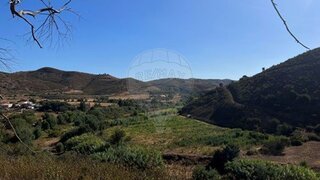 Land for sale in Monchique, Portugal — €80,000