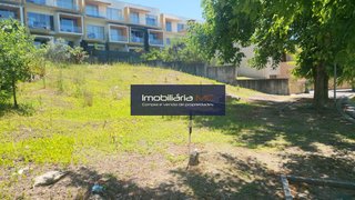 Land for sale in Vila Nova de Gaia, Portugal — €80,000