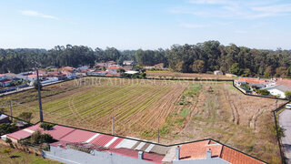 Land for sale in Santa Maria da Feira, Portugal — €510,000