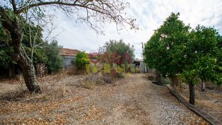 Land for sale in Torres Novas, Portugal — €120,000