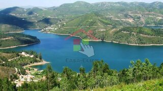 Land for sale in Ferreira do Zêzere, Portugal — €148,000