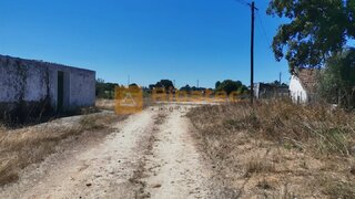 Terreno em Coruche · 7450 m² · 65 000 €