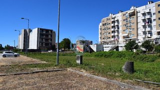 Land for sale in São João da Madeira, Portugal — €742,770