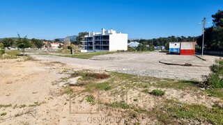 Land for sale in Sesimbra, Portugal — €265,000