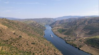 Land for sale in Vila Nova de Foz Côa, Portugal — €1,250,000
