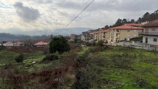 Terreno · 10 560 m² · 299 000 €