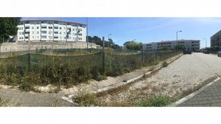 Terreno de 810 m² em Porto