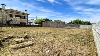 Terreno em Viana do Castelo · 387 m² · 65 000 €