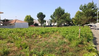 Land for sale in Esposende, Portugal — €92,000